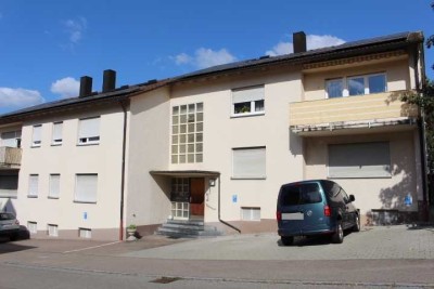 Schöne 2 Zimmerwohnung mit Stellplatz in sehr guter Lage