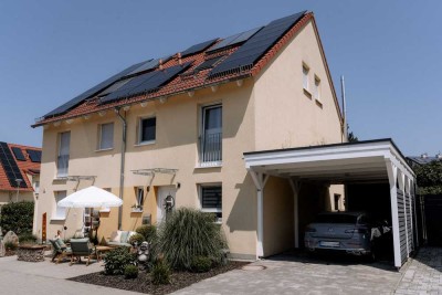 Der Familientraum - moderne DHH in Steinbach Preis ist VHB