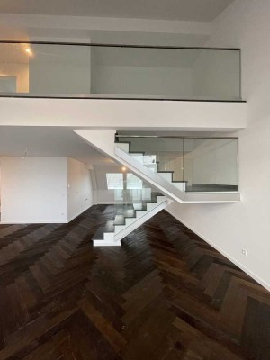 ** Exklusives Penthouse über den Wolken in Hürth Efferen | Aufzug ins Penthouse **