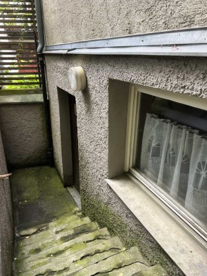 Handwerker aufgepasst! Souterrainwohnung zum Selbstausbau