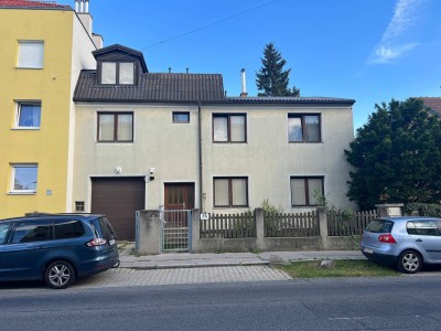 Ein- oder Mehrfamilienhaus mit 8 Zimmern in Strebersdorf mit Garage, Garten bei Straßenbahnstation