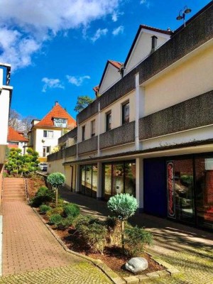 Schöne 2,5-Zimmer-Wohnung mit Balkon und EBK in Bad Pyrmont