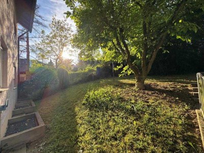 Sofort beziehbar! Großzügige 3 1/2 Zimmer-Wohnung mit Blick über S-Canstatt!