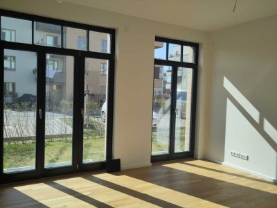 Helle, möblierte Wohnung mit Garten befristet zu vermieten