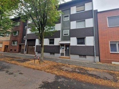 Modernisierte 2-Zimmer-Wohnung in gepflegtem Mehrparteienhaus
