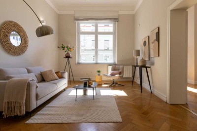 Exklusive 4-Zi-Altbauwohnung mit Garten, Einbauküche & Garage in Uerdingen