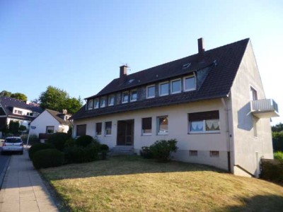 Helle Etagenwohnung mit Balkon, 3 Raum möglich =VIDEO=