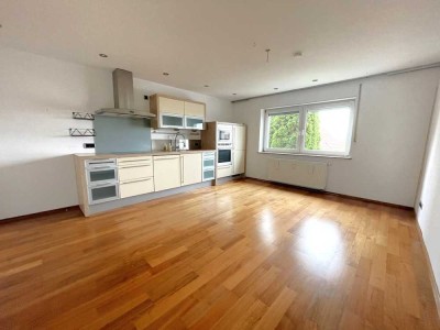 120m² schön geschnittene Maisonette-Wohnung in Kühbach!