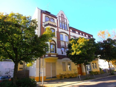 Helle WG-geeignete EG-Wohnung in Stadtfeld Ost