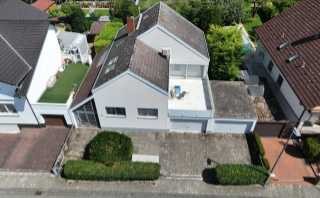 Geräumiges, günstiges 6-Zimmer-Einfamilienhaus mit geh. Innenausstattung und EBK