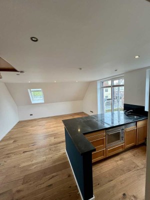 Altenberger Str 2ZKB 2 Balkone Erbpacht Stellplatz saniert frei 46qm