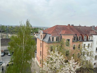 * Gemütliche Dachwohnung mit Einbauküche - ID 6395 *