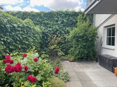 Barrierefreie und gemütliche 2-Zi.-Whg. mit großer Terrasse in ruhiger Lage