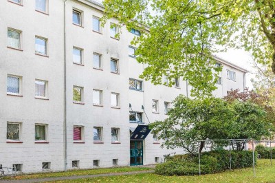 Licht, Luft, Lebensqualität – liebevoll modernisierte  Wohnung mit Charme (WBS erforderlich)