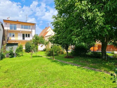 Parknahes Mehrgenerationenhaus mit großzügigem Garten für die ganze Familie