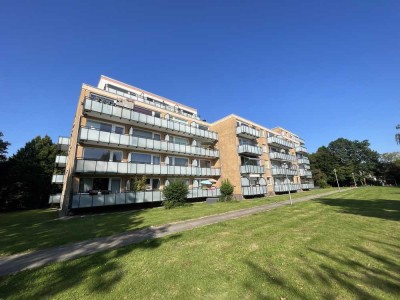 gutgeschnittene,  helle 2-Zimmer-Wohnung mit Balkon und TG-Stellplatz zum Sofortbezug Provisionsfrei