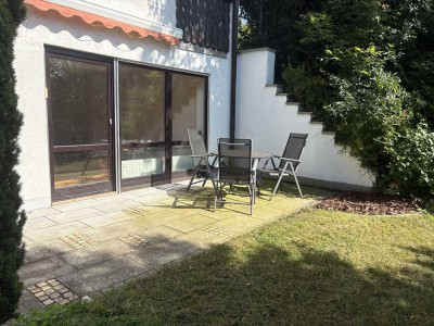 Schöne 2-Zimmer-Einliegerwohnung mit EBK, Garage und Garten in ruhiger Nachbarschaft