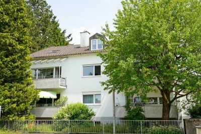 2-Zimmer Dachgeschosswohnung im Grünen mit Gartennutzung