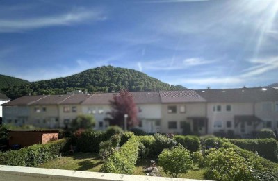 Familienfreundliches RMH mit sonnigem Garten in zentraler Lage von Bad Urach