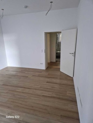 Sanierte 3-Zimmer-Wohnung mit gehobener Innenausstattung mit EBK in Schweinfurt ab 01.04