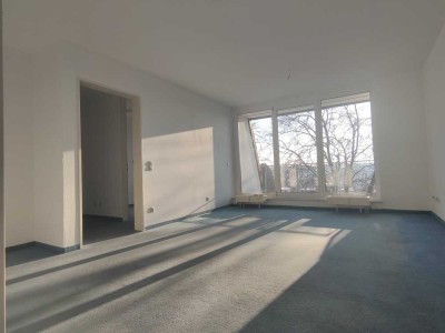 Schöne Wohnung in ruhiger Lage mit TG-Stellplatz