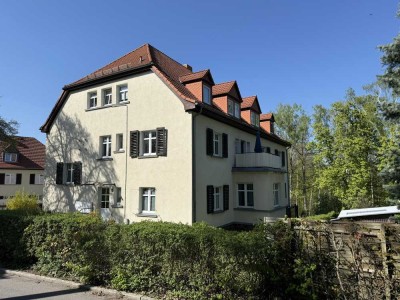 *verm.* Helle und idyllische 1.5-Zimmer Wohnung in Halsbrücke mit Stellplatz und Keller