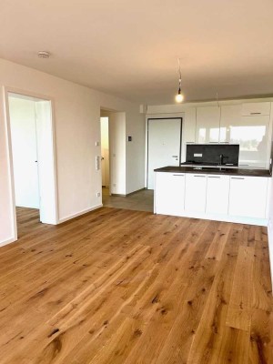 Komfortable 2-Zi Whg, Einbauküche, Südbalkon, barrierefrei, seniorengerecht