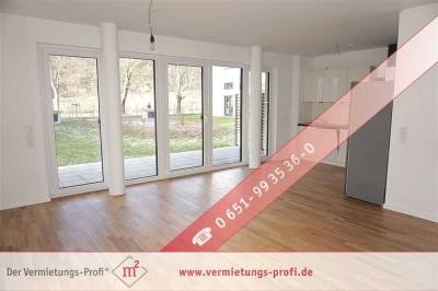 Moderne Erdgeschosswohnung mit Einbauküche und Terrasse!
Mit direktem Blick auf die Mosel
