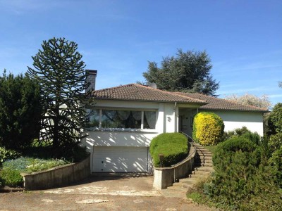 Repräsentativer Bungalow zum Leben und Wohlfühlen