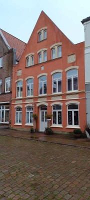 Sanierte 2,5-Zimmer-Maisonettewohnung aus der Gründerzeit 1621 in Friedrichstadt