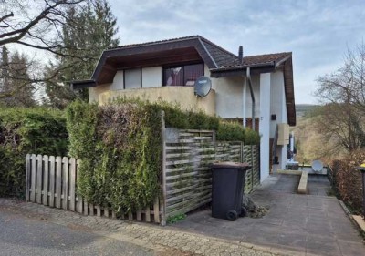 "4-Appartementhaus in absoluter Ruhiglage!"