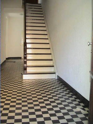 1. Zimmerwohnung im Hof , Wohnen und Arbeiten, Erweiterungspotenzial