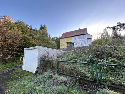 Sanierungsbedürftige Zweifamilien-Doppelhaushälfte in Lerbach