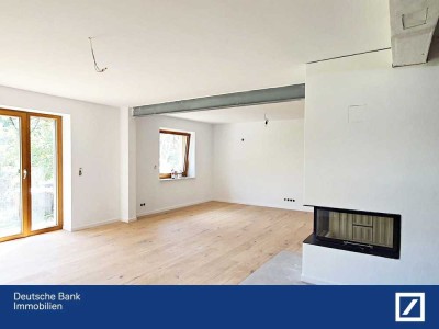 hochwertige Maisonette- Wohnung mit Kamin, Erstbezug und  Garten im schönen Auenwald