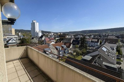 Leonberg: Gepflegte 4-Zimmer-Wohnung mit Südbalkon