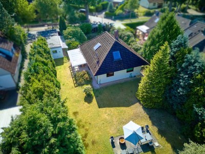Bungalow auf attraktivem Grundstück mit Doppelgarage und Erweiterungsmöglichkeiten
