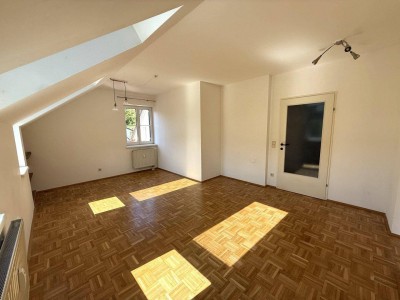 Mariatroster Straße! Charmante 2-Zimmer Wohnung mit Blick auf Basilika!