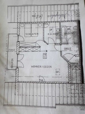 Helle 2-Zimmer-Dachgeschosswohnung mit Balkon in ruhiger Lage in Piding