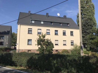 Zwei ansprechende und modernisierte Mehrfamilienhäuser zum Kauf in Zettlitz