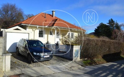 Charmantes, renovierungsbedürftiges Haus in schöner Umgebung!