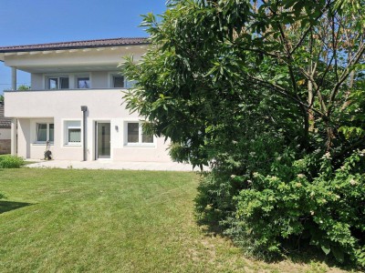Neues Traumhaus zum Wohlfühlen, 162 m² Wohnfläche mit schönem Garten in perfekter Wohnlage von Klagenfurt