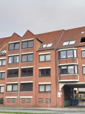 großzügige 2-Zimmer-Dachgeschosswohnung mit EBK in Zentrum Hildesheim von Privat