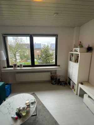 Gemütliche, helle 2-Zimmer-Wohnung in Düsseldorf-Unterrath mit Garage