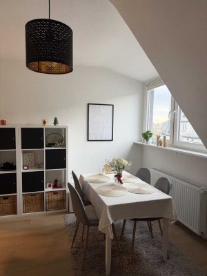 Schöne, vollmöblierte Wohnung in Düsseldorf-Friedrichstadt