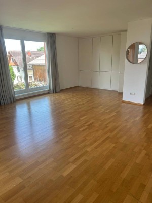 Ideal für 2-4 Personen: zentrale 3-Zimmer-Wohnung in ruhiger Lage