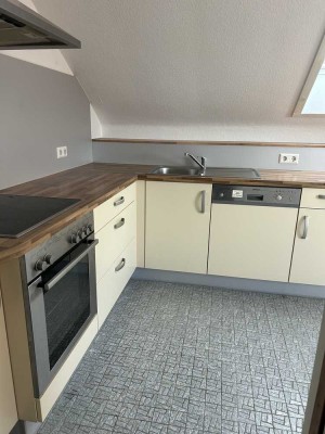 2-Zimmer-DG-Wohnung in Sachsenheim-Hohenhaslach Tulpenstraße6