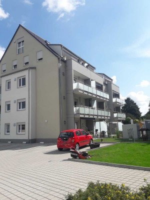 Neuwertige 3-Zimmer-Wohnung mit Balkon und EBK in Bobingen