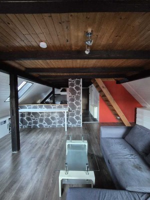 Möblierte Dachgeschosswohnung auf Zeit in Grünstadt