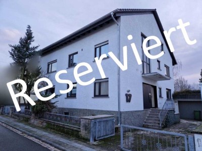*Reserviert* Zweifamilienhaus mit viel Platz in guter Lage