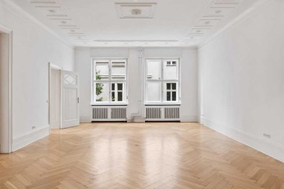 Opulente 5-Zimmer-Altbauwohnung mit Balkon & Stuck am Fürstenplatz!